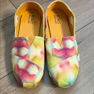 TOMS Women's Colorful Slip-On Flats